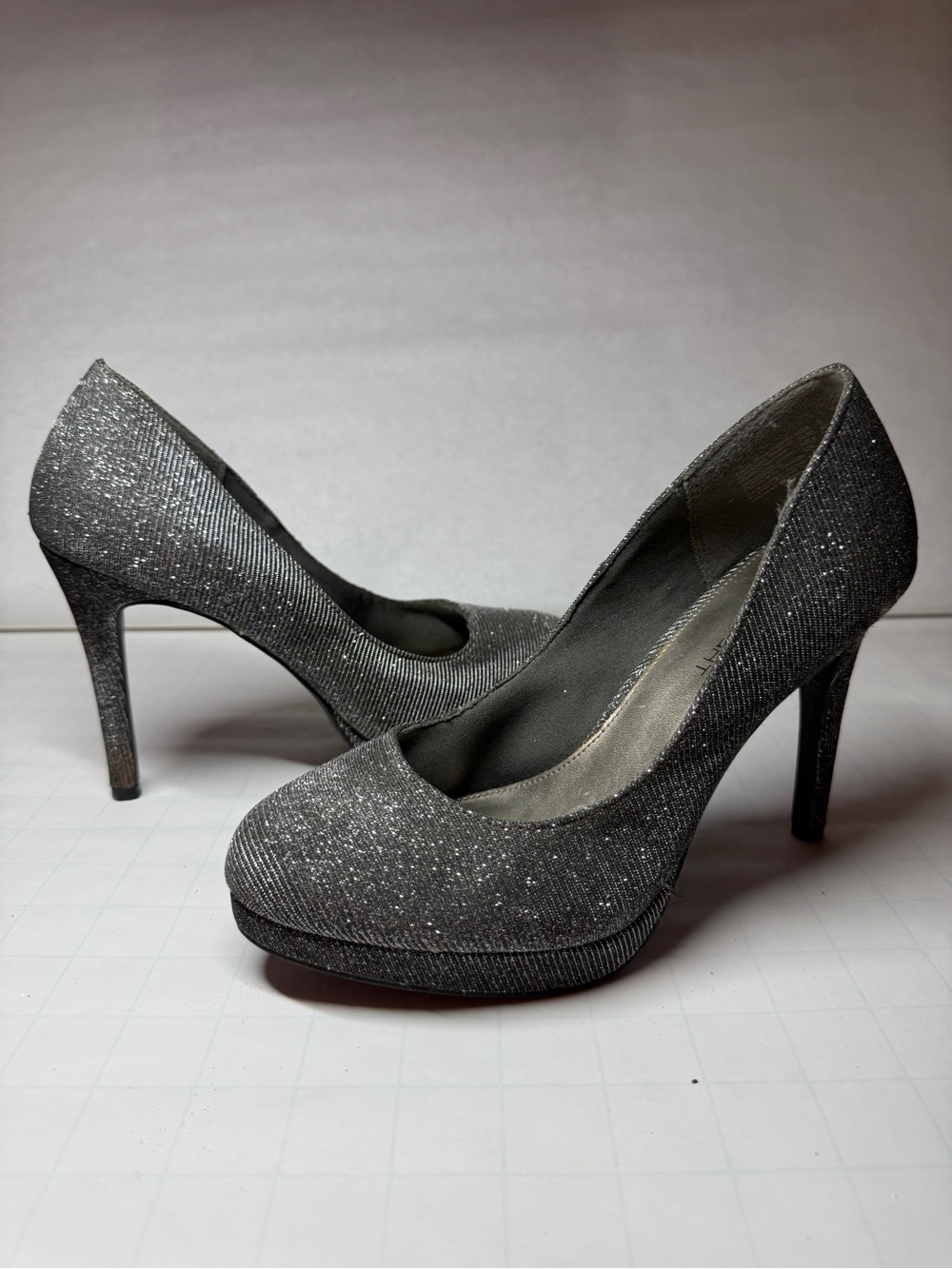 Women's Silver Glitter High Heel Pumps
